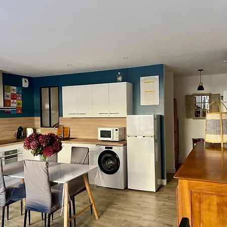 Plein Centre - Spacieux Duplex T2 Avec Grande Terrasse Ensoleillee * Auray